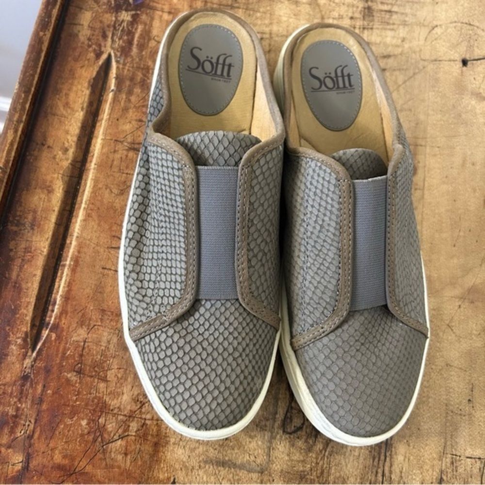 Sofft gray leather Beekon slide in shoes, sz 8, GUC, see pics for blemishes